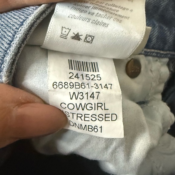 PAIGE High Rise Sarah Straight Ankle Cropped Raw Hem Jeans in Cowgirl Distressed - Picture 12 of 12